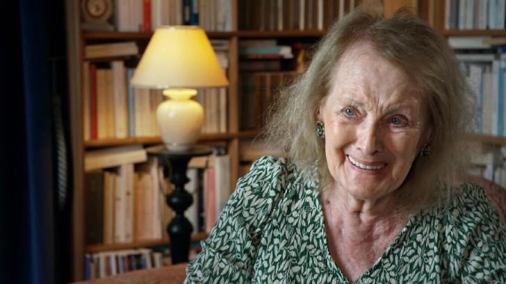 Documentaire sur Annie Ernaux. musique composée par Clémence Ducreux, jouée au violoncelle et arrangée par Pierre Burette